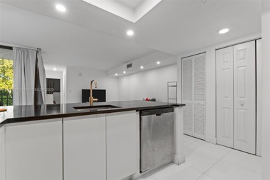 Beautifully updated 2-bedroom, 2-bath  Apartment. Prime Location