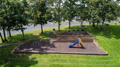 Looking for the perfect lakefront escape? Look no further! This