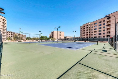 Check out this Scottsdale Gem! A 1 bed/1 bath on the 5th floor