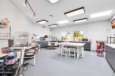 Check out this Scottsdale Gem! A 1 bed/1 bath on the 5th floor