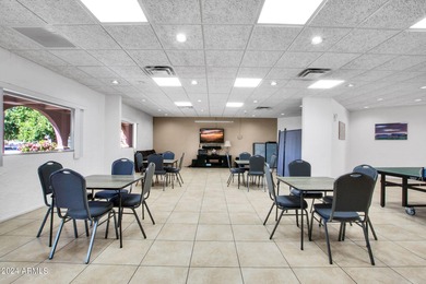 Check out this Scottsdale Gem! A 1 bed/1 bath on the 5th floor