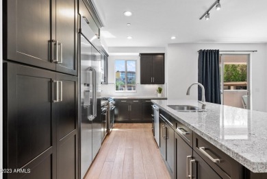 Fall in love in the urban dwelling with residents from