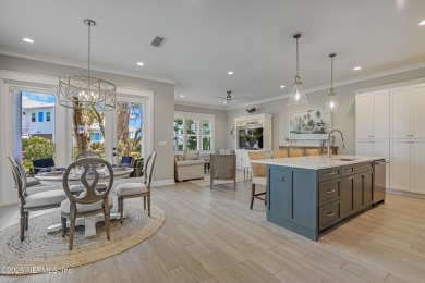 **PRIVATE BOAT SLIP WITH A LIFT**WATERFRONT HOME LUXURY