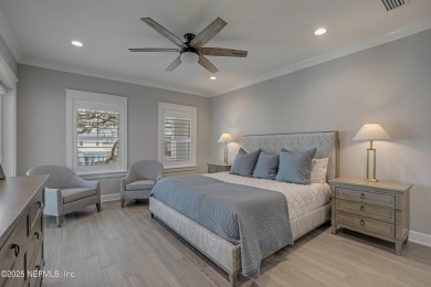 **PRIVATE BOAT SLIP WITH A LIFT**WATERFRONT HOME LUXURY