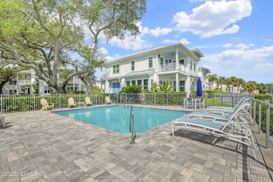 **PRIVATE BOAT SLIP WITH A LIFT**WATERFRONT HOME LUXURY