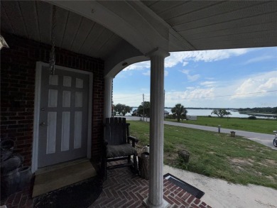 Under contract-accepting backup offers. Hilltop Gem with