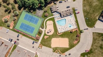 Northern Bay Condo on the shores of Castle Rock Lake. This