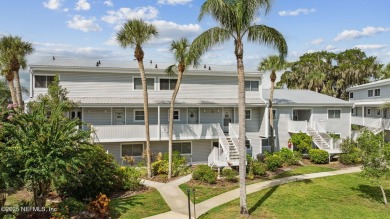 Located directly on the magnificent St. Johns River, this lovely