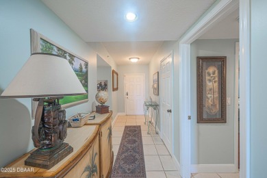 Penthouse, Ocean, River & Prestine 3-bedroom condo. Beautifully