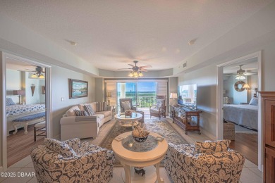 Penthouse, Ocean, River & Prestine 3-bedroom condo. Beautifully
