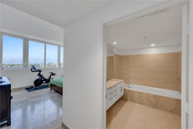 Rare 3-Bedroom Flow-Through Penthouse | 2,065 SQFT penthouse