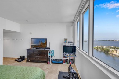 Rare 3-Bedroom Flow-Through Penthouse | 2,065 SQFT penthouse