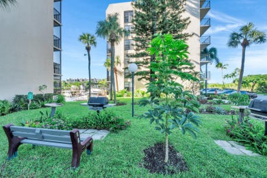 Welcome to 4 Royal Palm Way, Unit 601, a spacious two bedroom