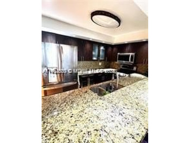 Beautiful apartment located in the heart of Downtown 1 bed/ 1