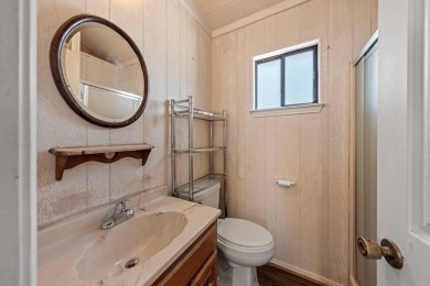 Multiple-home property with a total of 4 bedrooms, 4.5 baths