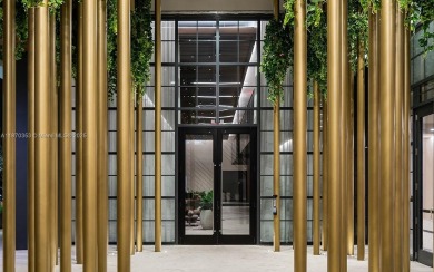 Stunning 40th-floor residence with unobstructed views of