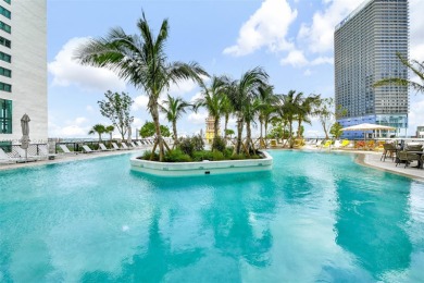 Stunning 40th-floor residence with unobstructed views of