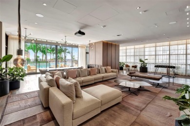 Stunning 40th-floor residence with unobstructed views of