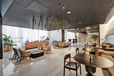 Stunning 40th-floor residence with unobstructed views of