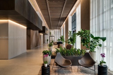 Stunning 40th-floor residence with unobstructed views of