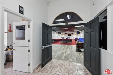 6611-6617 S San Pedro Street. This is a rare opportunity to