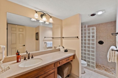 Life at the Lake! Opportunities like this rarely come up in the