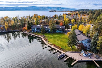 Life at the Lake! Opportunities like this rarely come up in the