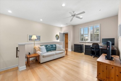 Luxurious 3-Bedroom Condo in Sarasota's Premier Maintenance-Free