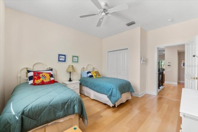 Luxurious 3-Bedroom Condo in Sarasota's Premier Maintenance-Free