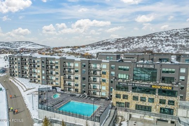 The Black Rock Luxury Condos are in a prefect location for a