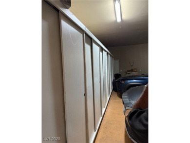 Nestled in guard gated Anthem Country Club comuunity on the 5th