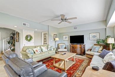 Penthouse Villa Just Steps from the Beach! Welcome to this