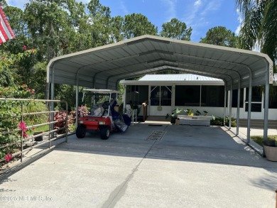 What welcomes you to this house, is the big inviting front porch