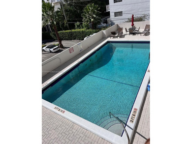 located on Lincoln Road! One of the most vibrant streets, easy