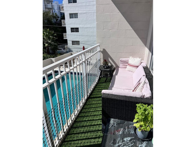 located on Lincoln Road! One of the most vibrant streets, easy