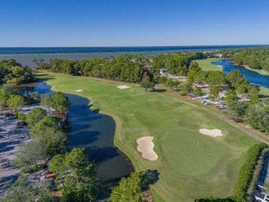 Welcome to Grand Sandestin, this 1BR/1BA unot welcomes you with