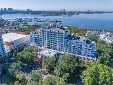 Welcome to Grand Sandestin, this 1BR/1BA unot welcomes you with