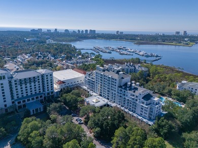 Welcome to Grand Sandestin, this 1BR/1BA unot welcomes you with