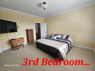 Welcome HOME! This is a 4 bedroom 3.5 bath that has 4300sq ft