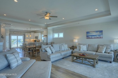 This remarkable second-row full duplex in the desirable North