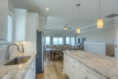 This remarkable second-row full duplex in the desirable North