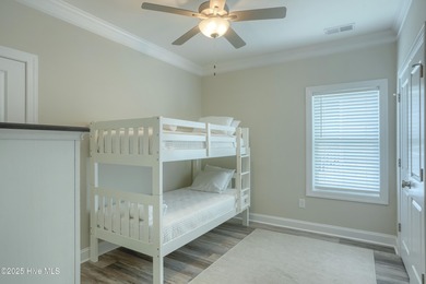 This remarkable second-row full duplex in the desirable North