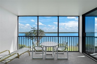 This turnkey 2 bed/2 bath unit is located on the 3th floor at