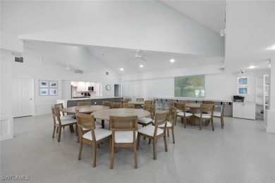 This turnkey 2 bed/2 bath unit is located on the 3th floor at