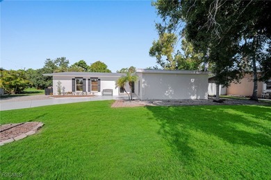 Welcome to this charming and well-maintained 3-bedroom + den