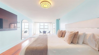 Stunning oceanfront penthouse with panoramic view of Key