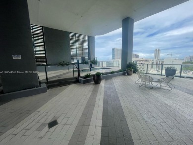 BEST DEAL FOR A HIGH FLOOR AT HYDE MIDTOWNE LIVE IN THIS AMAZING