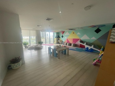 BEST DEAL FOR A HIGH FLOOR AT HYDE MIDTOWNE LIVE IN THIS AMAZING