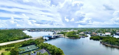 A PERFECT COMBINATION TO SOOTHE YOUR SOUL:  IDYLLIC DESIGNER