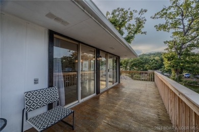 What a cool setup here! 1.2 Acres that has been completely